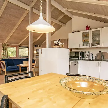 Three-bedroom Holiday In 5 Nyaraló Nordenbro Vesteregn