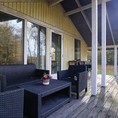 Nyaraló Three-bedroom Holiday In 5 *
